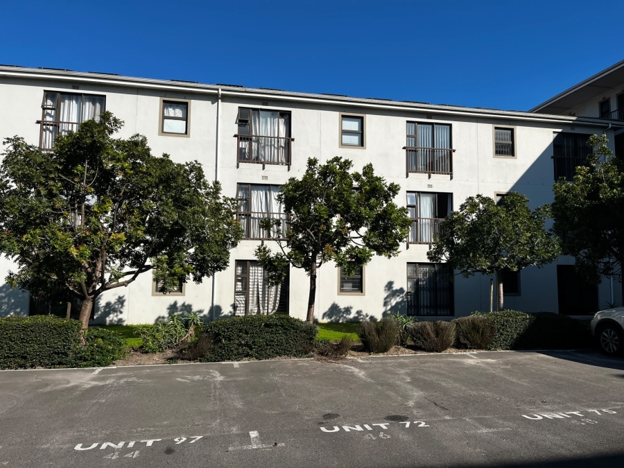 2 Bedroom Property for Sale in Grassy Park Western Cape